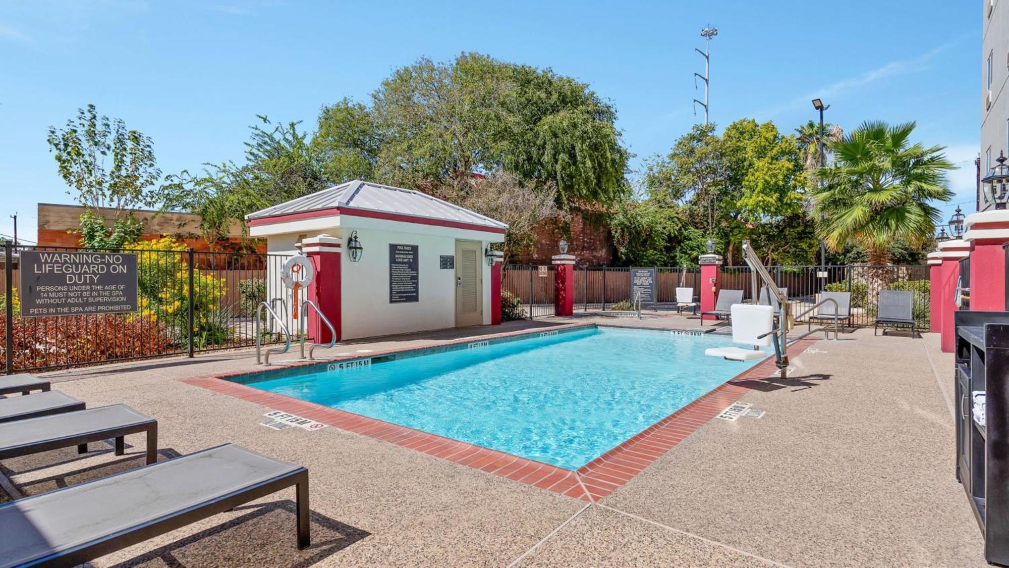 Candlewood Suites San Antonio Downtown By Ihg Εξωτερικό φωτογραφία